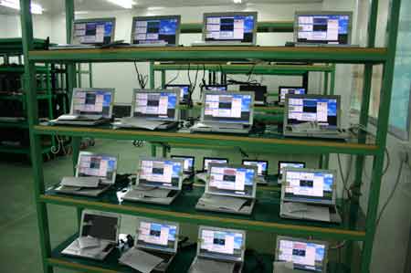 夏新聯手全美達，首款自主研發筆記本V3震撼下線，開啟自主創新新篇章